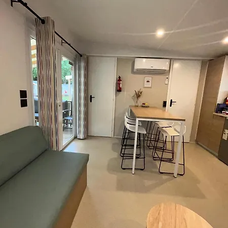 Mobilhome 6 Personnes Domaine De La Yole * Vendres