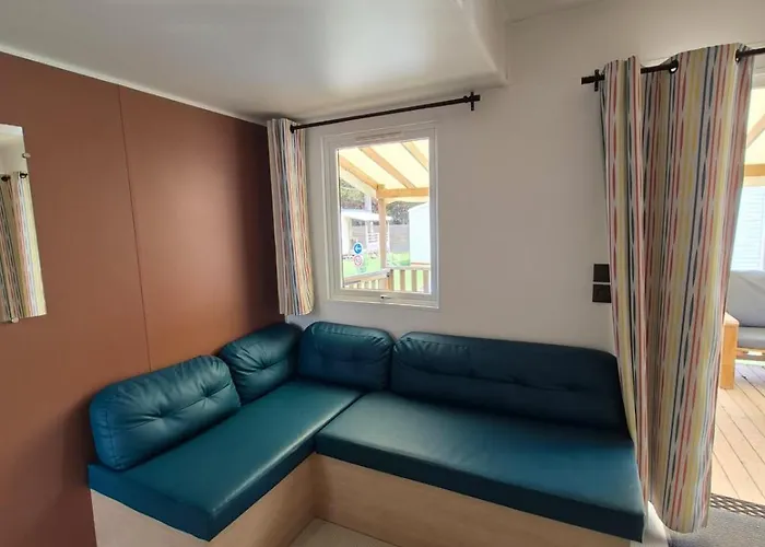 Mobilhome 6 Personnes Domaine De La Yole * فيندريه