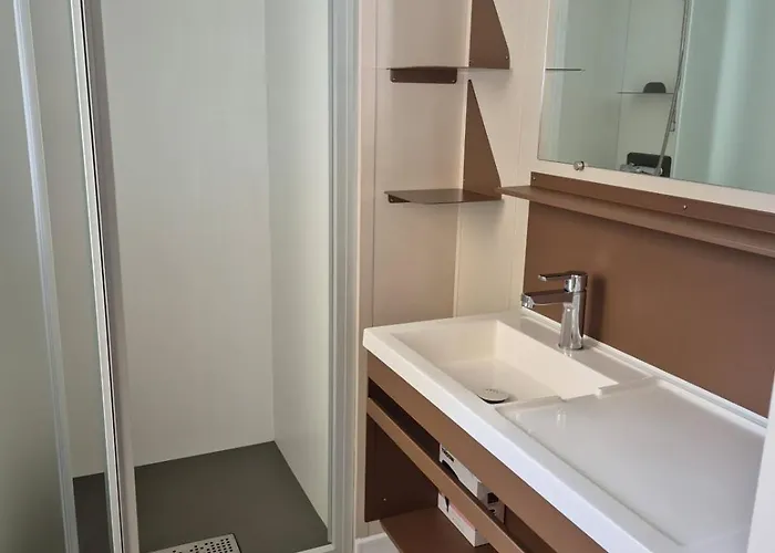 Mobilhome 6 Personnes Domaine De La Yole * فيندريه